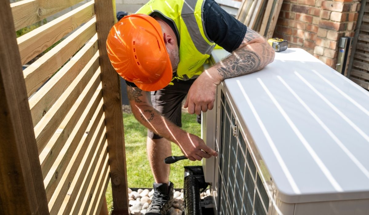 How to Ensure Efficient Heat Pump Operation: Heating Tips and Cost-Reduction Strategies